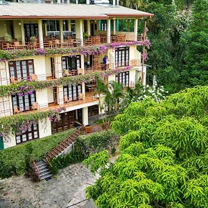 Resort Nature Walk, Kandy