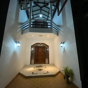 The Serene House Gasthof Negombo