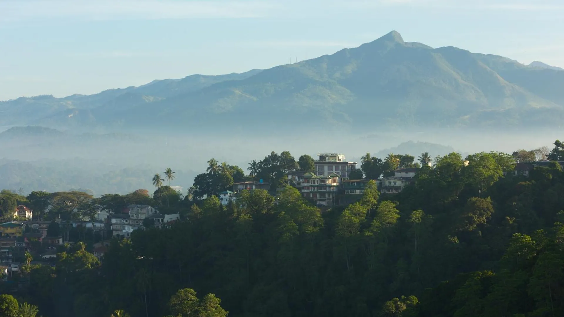 The Grand Kandyan Hotel  Kandy